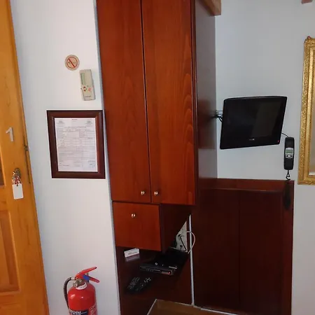 Irene Maisonettes * Hriszí Aktí Haniá
