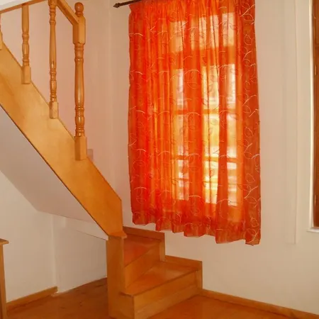 Irene Maisonettes * La Canea