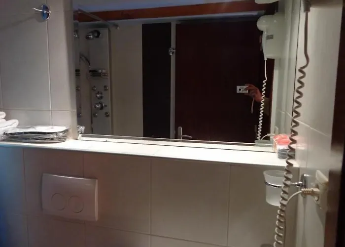 Irene Maisonettes * Hriszí Aktí Haniá