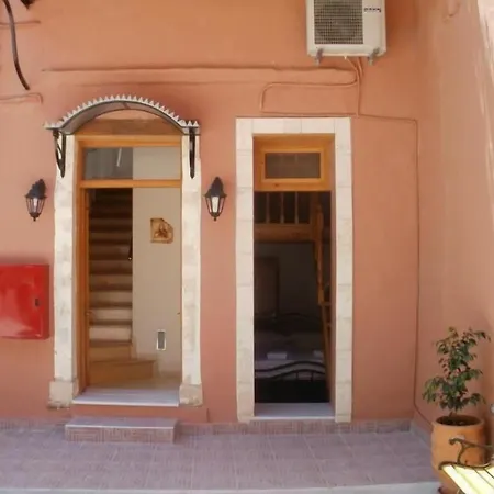 Irene Maisonettes * La Canea